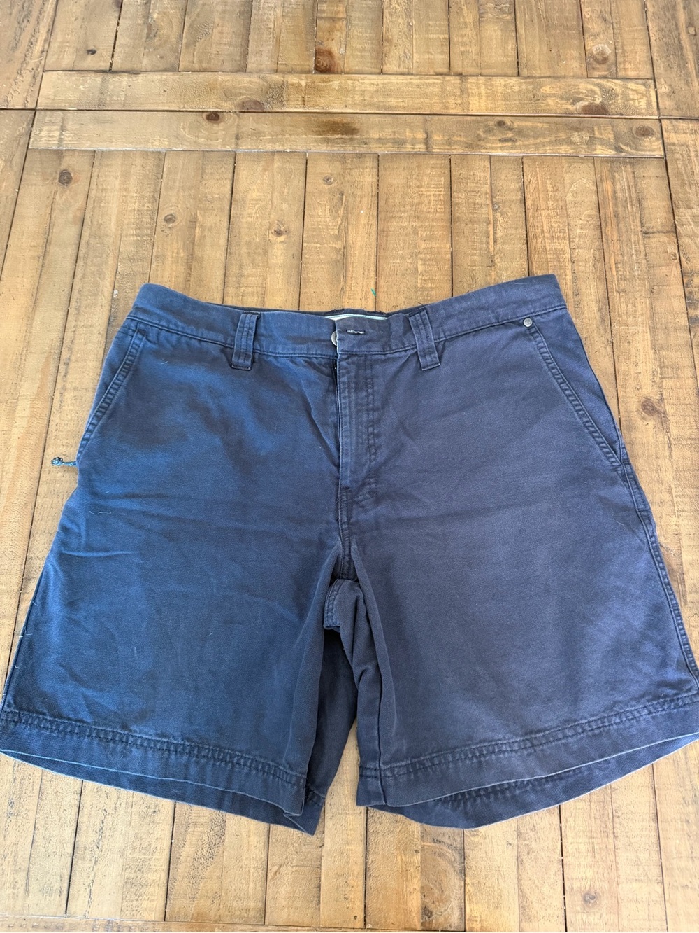 Columbia Men's Navy Flat-Front Shorts
